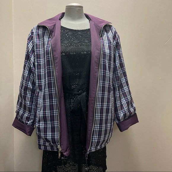 Authentic Burberry Reversible Jacket - Picture 14 of 17